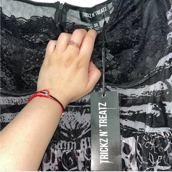 NWT Trickz n Treatz Plus Size 3x Black and White Sheer Maxi Dress With Skeletons - Picture 2 of 9